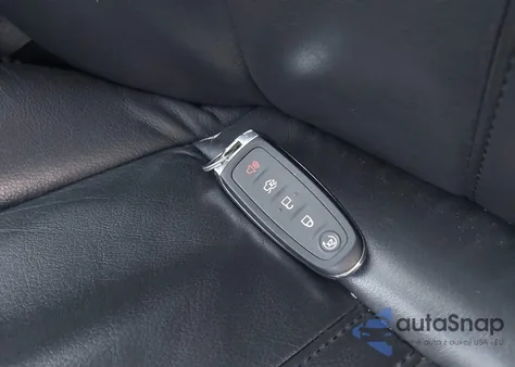 2017 Lincoln Mkt Livery from USA, damaged, VIN 2LMHJ5NK8HBL01522